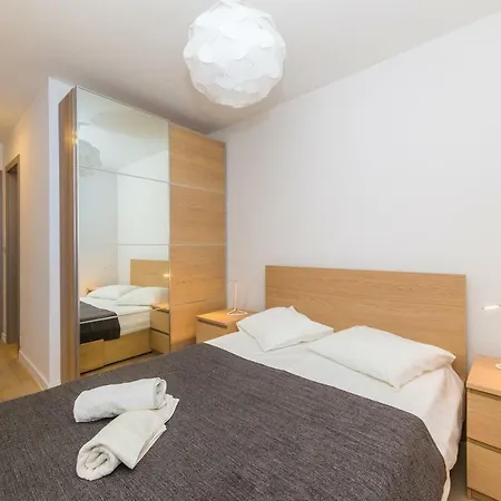 Argentum Regina Apartment
